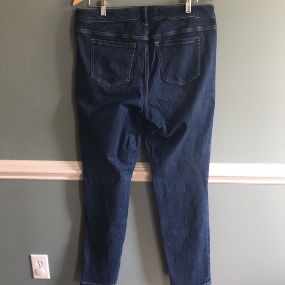 Torrid Boyfriend Straight Vintage Stretch Mid-Rise Jean. Size 10 tall. Stretch. - Picture 10 of 10